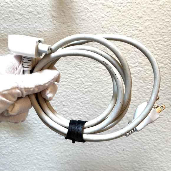 Apple Other - Apple Cord for MagSafe laptop chargers. 6 ft long. 3 prong & battery block plugs